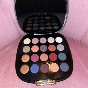 Marc Jacobs Pallete!!! Good deal !!